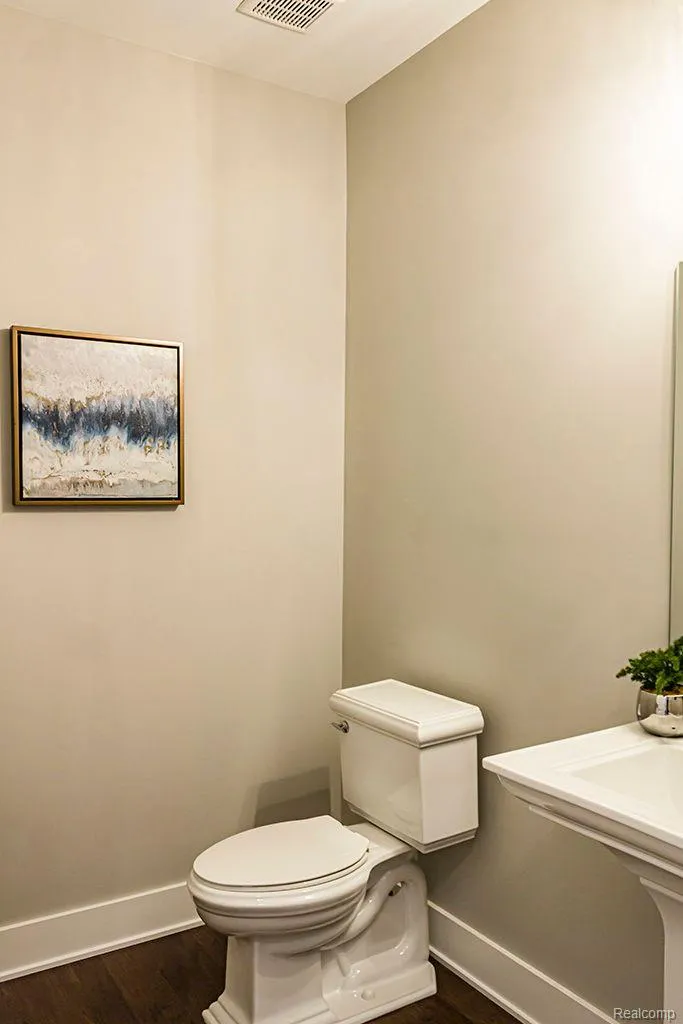 14009 Regatta Bay Drive Shelby Charter Township, MI 48315