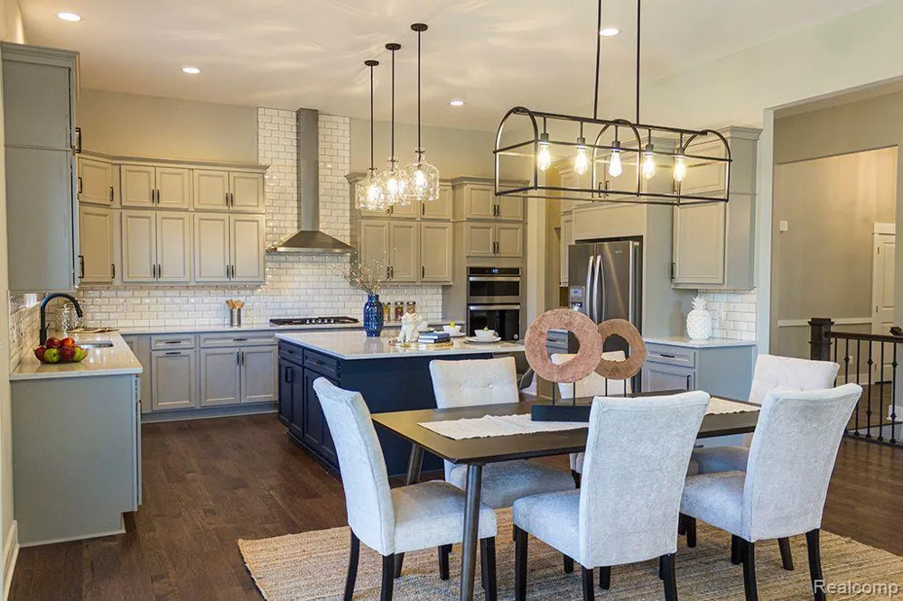 14009 Regatta Bay Drive Shelby Charter Township, MI 48315