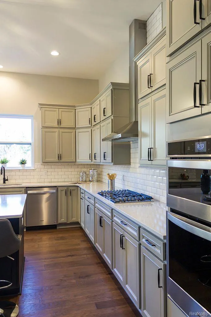14009 Regatta Bay Drive Shelby Charter Township, MI 48315