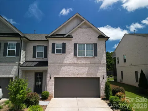 138 Heathbrook Lane