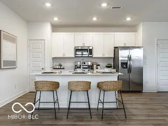 6584 Willow Way McCordsville, IN 46055