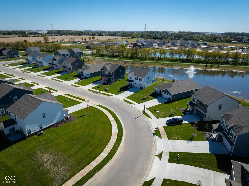 6584 Willow Way McCordsville, IN 46055