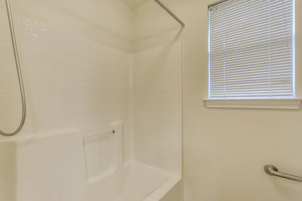 901 Evandale Road Burleson, TX 76028