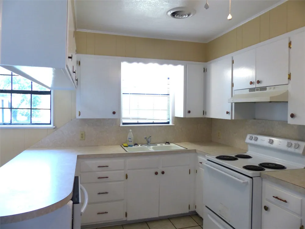 115 South Street Brady, TX 76825