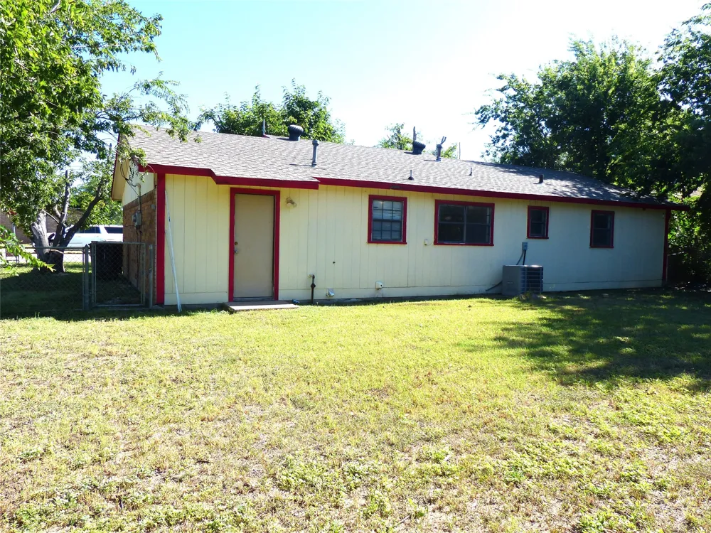 115 South Street Brady, TX 76825