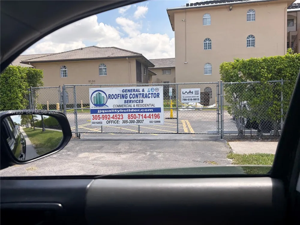8851 119 ST #5222 Hialeah Gardens, FL 33018