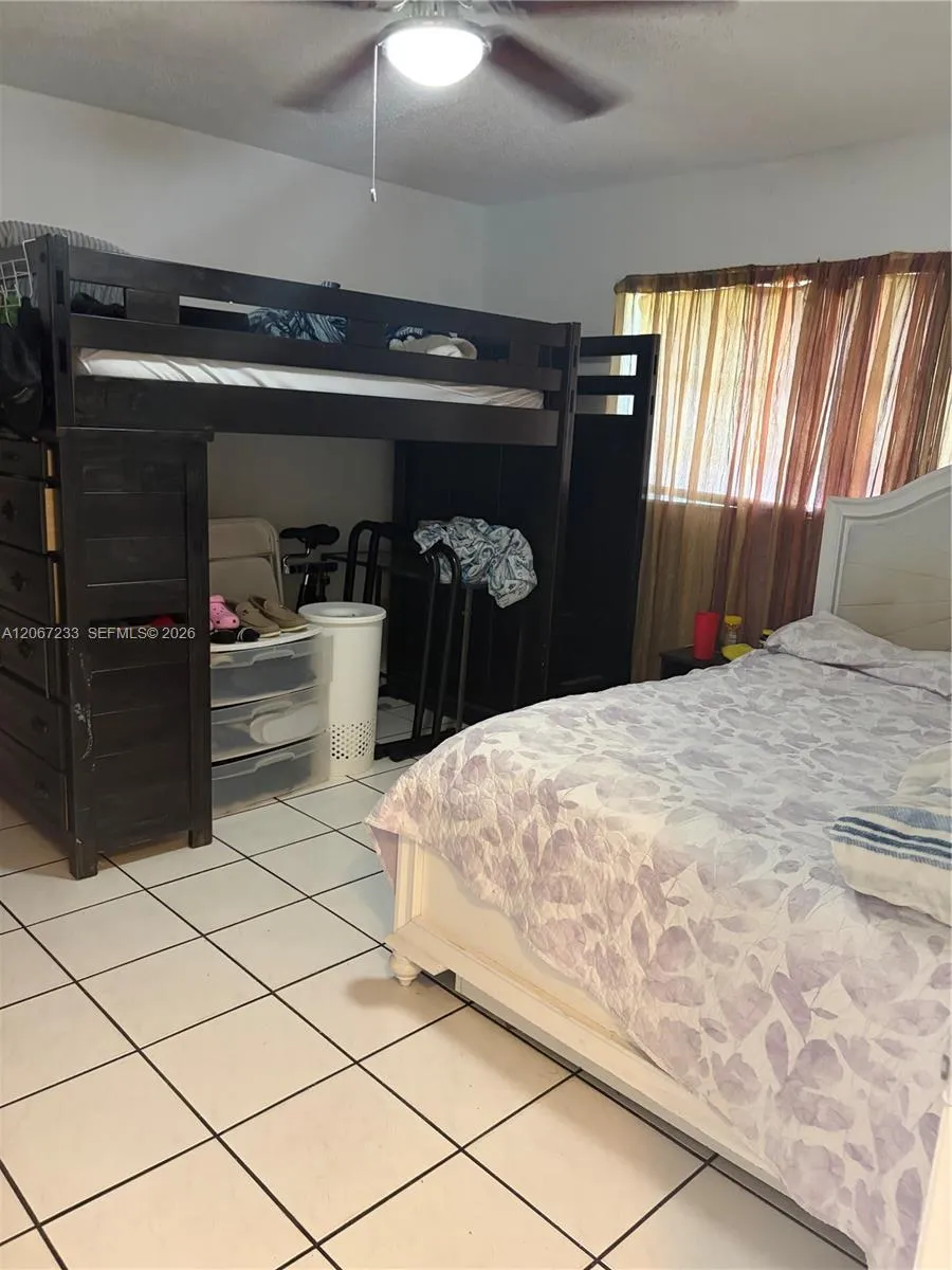 8851 119 ST #5222 Hialeah Gardens, FL 33018