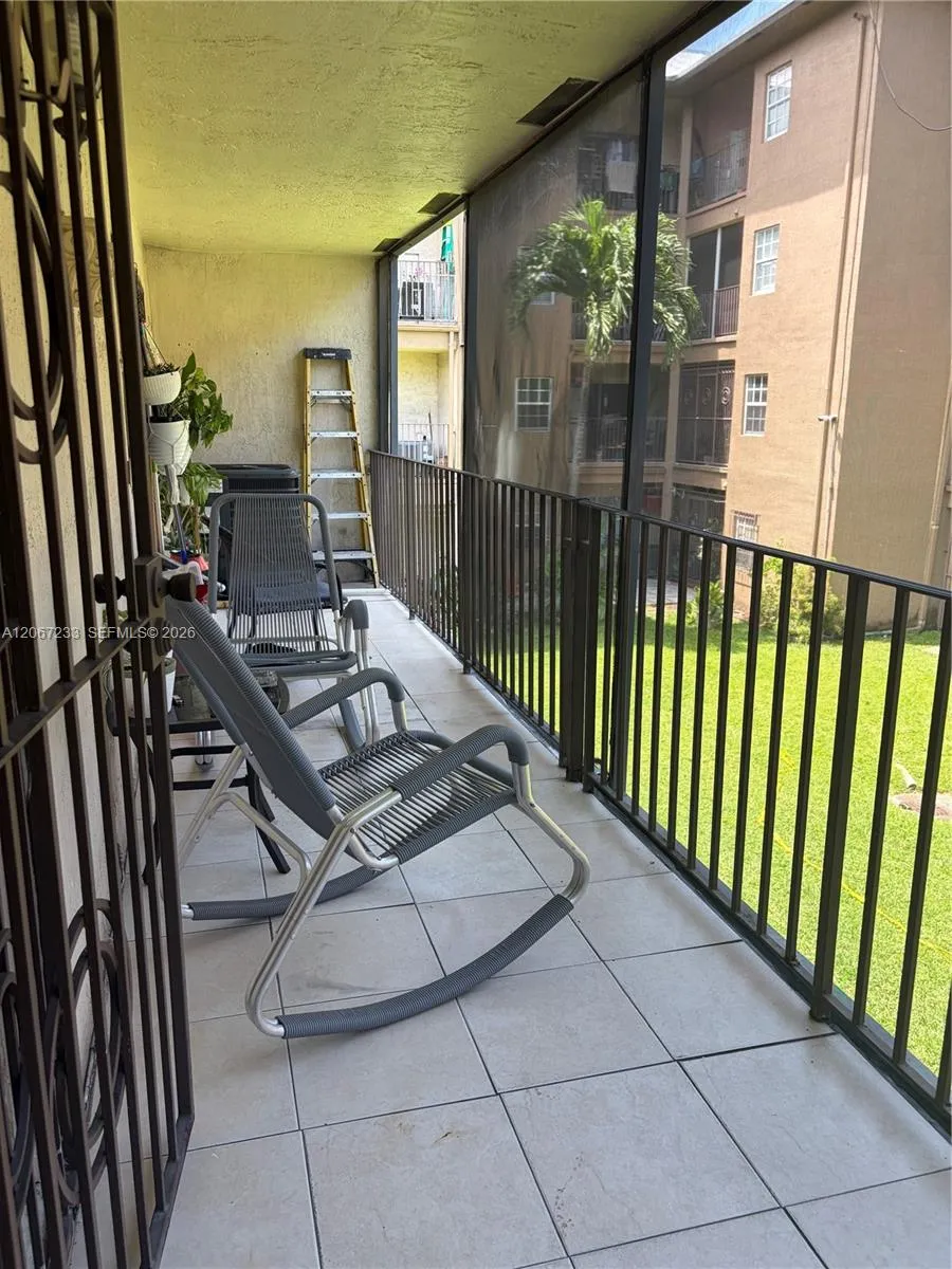 8851 119 ST #5222 Hialeah Gardens, FL 33018