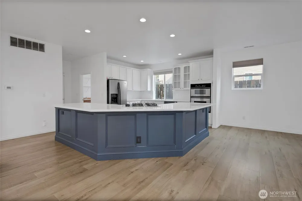6735 Montevista Drive SE Auburn, WA 98092