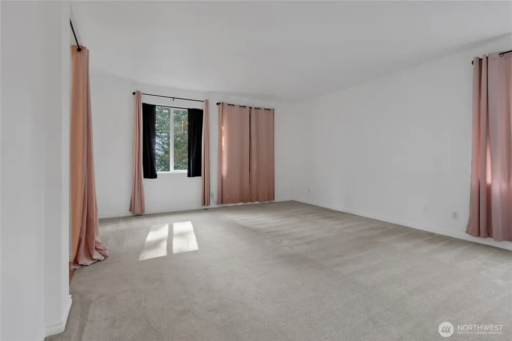 6735 Montevista Drive SE Auburn, WA 98092