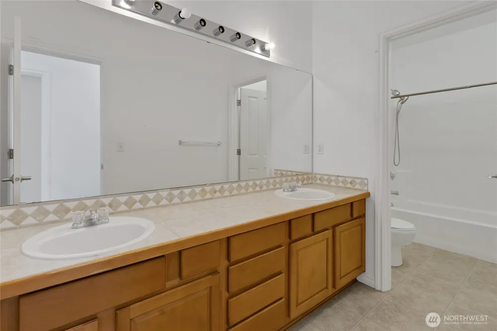 6735 Montevista Drive SE Auburn, WA 98092