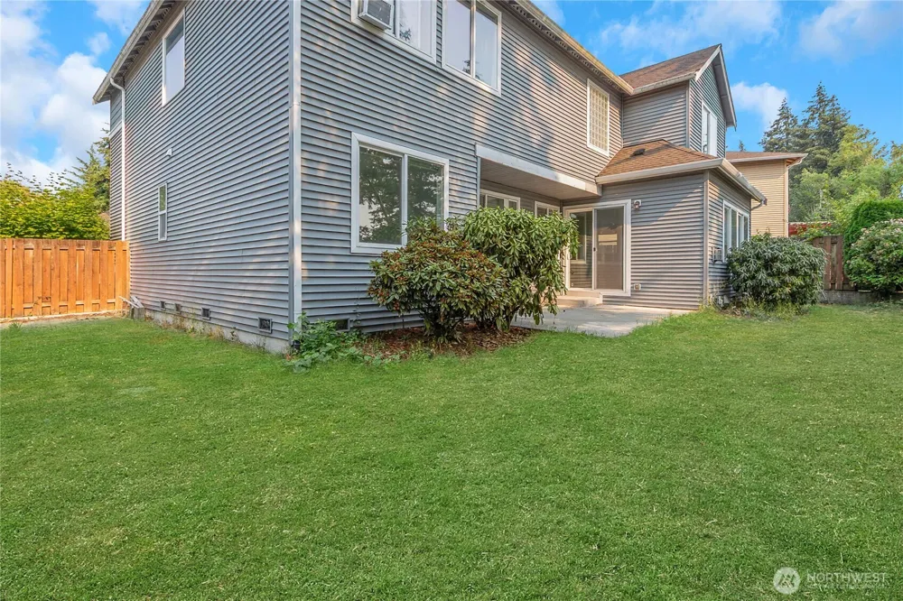 6735 Montevista Drive SE Auburn, WA 98092