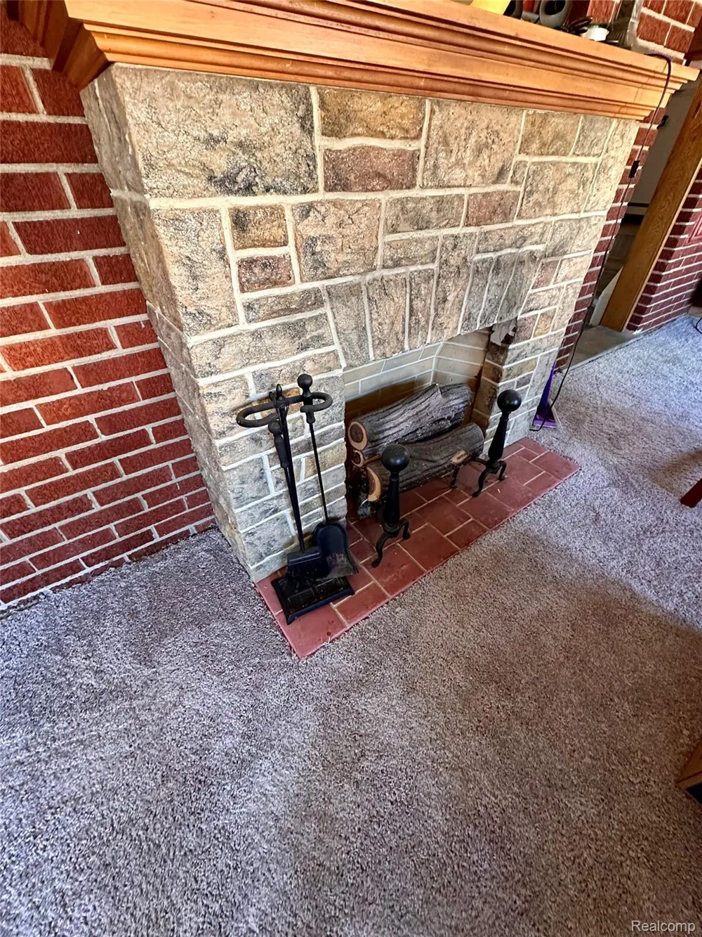 6790 WINONA AVENUE Allen Park City, MI 48101