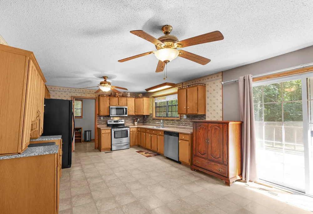 875 New Friendship Rd Buena Vista, TN 38318