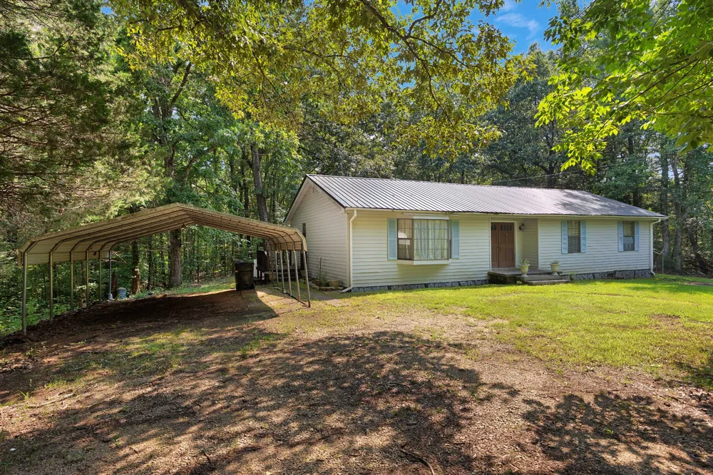 875 New Friendship Rd Buena Vista, TN 38318