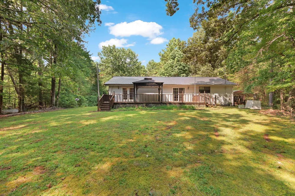875 New Friendship Rd Buena Vista, TN 38318