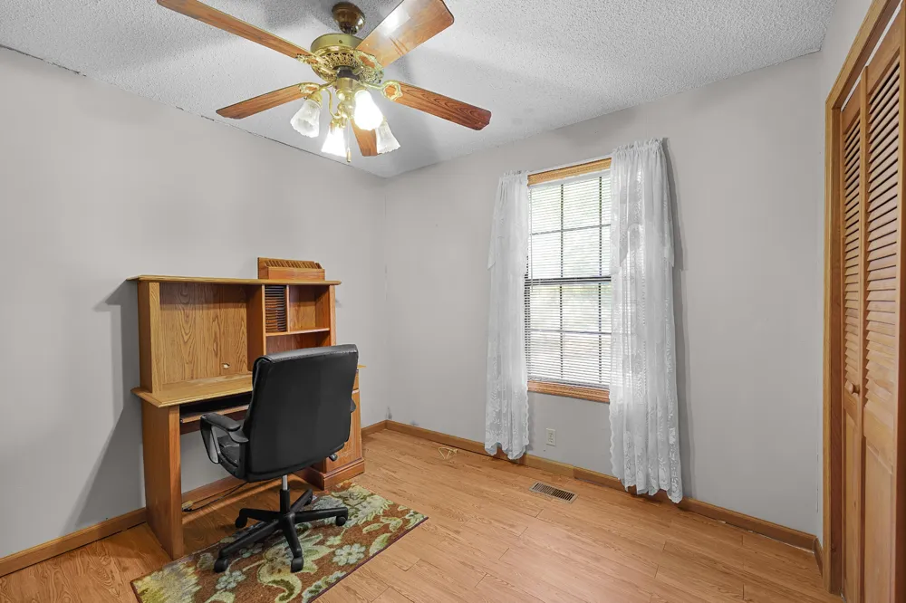 875 New Friendship Rd Buena Vista, TN 38318