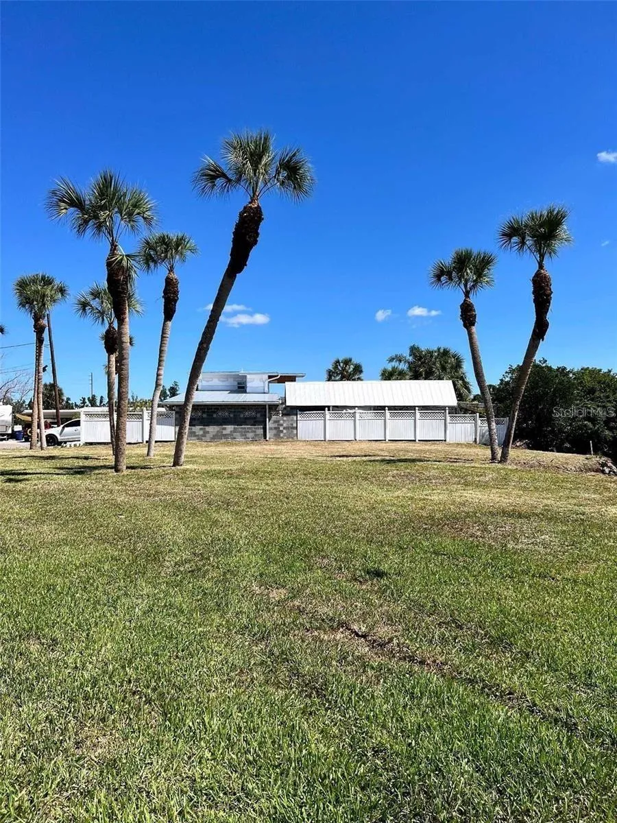 ROSE STREET Venice, FL 34293