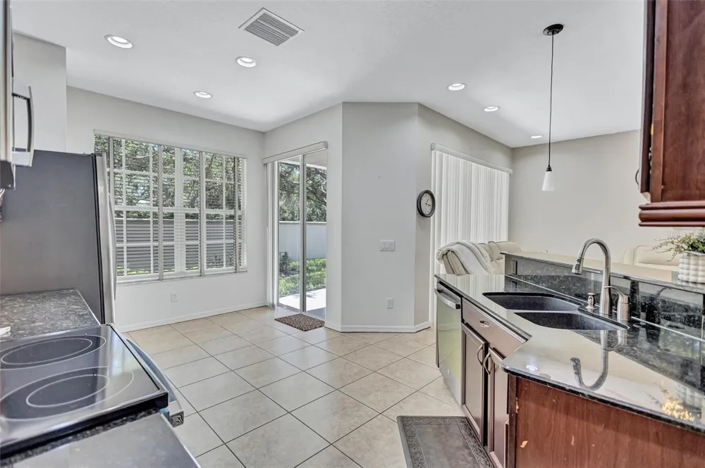 14511 MIRABELLE VISTA CIRCLE Tampa, FL 33626