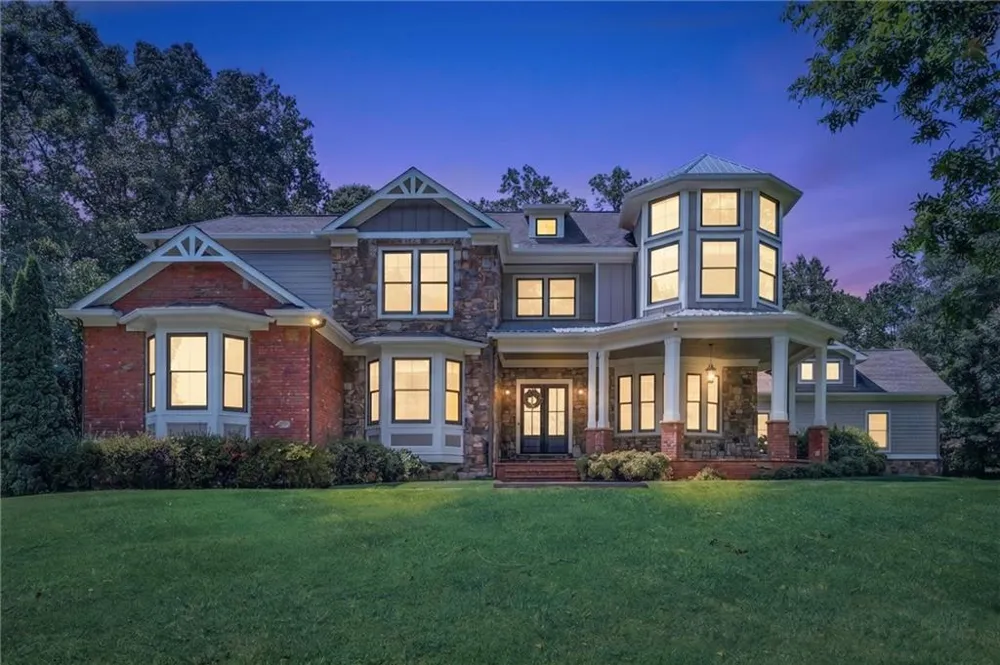 112 Overlook Circle Dawsonville, GA 30534