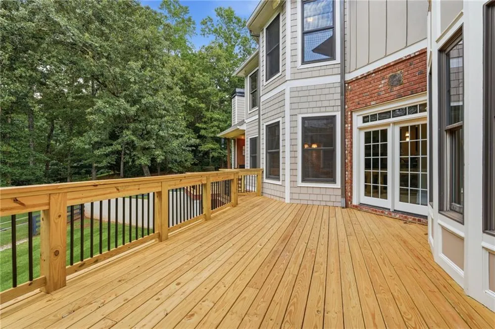 112 Overlook Circle Dawsonville, GA 30534