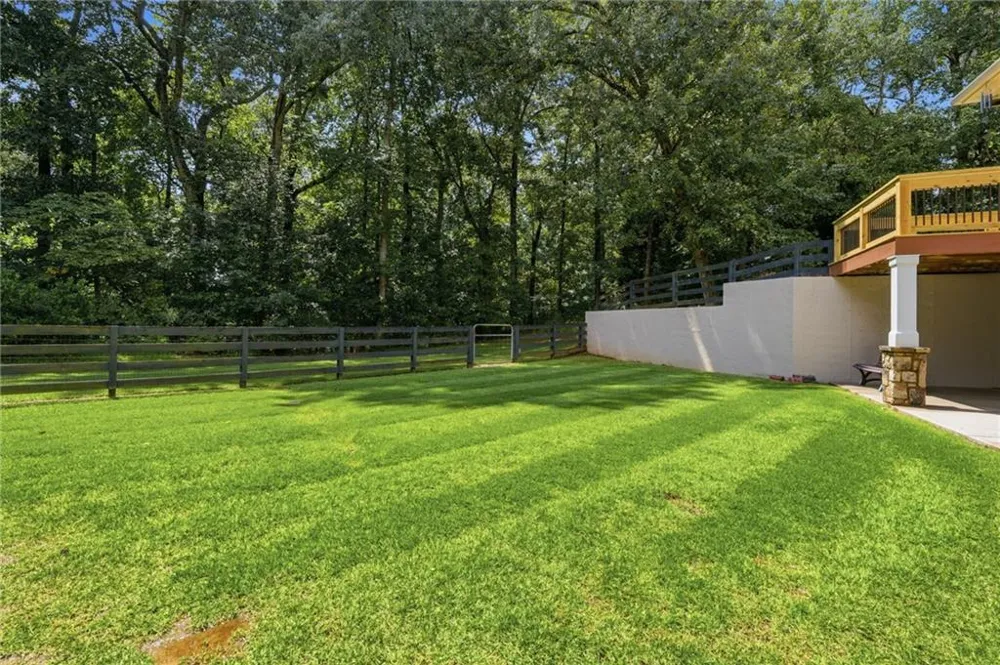 112 Overlook Circle Dawsonville, GA 30534