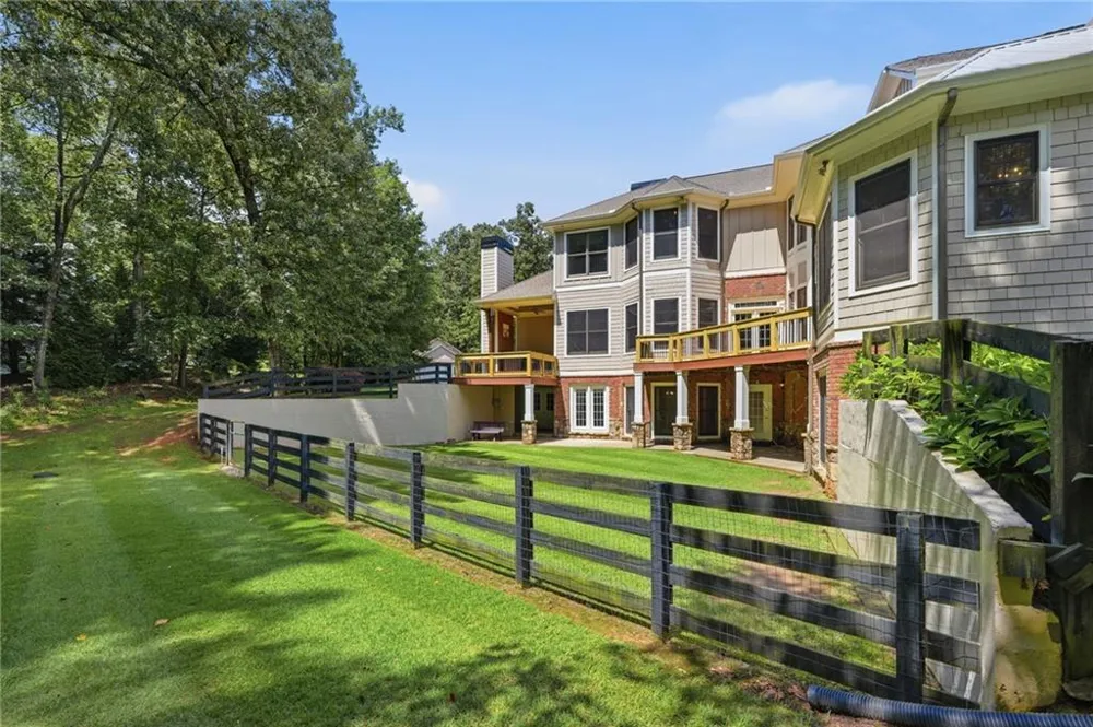 112 Overlook Circle Dawsonville, GA 30534