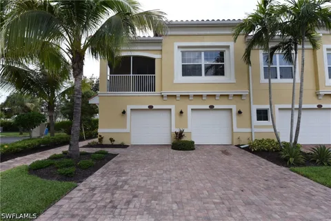 Evernia Court #201