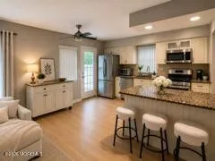 43 Sapphire Lane #418