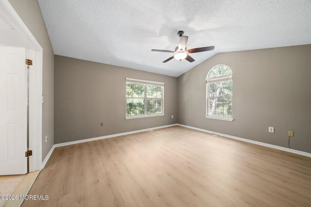 43 Sapphire Lane #418 Franklin, NJ 08823