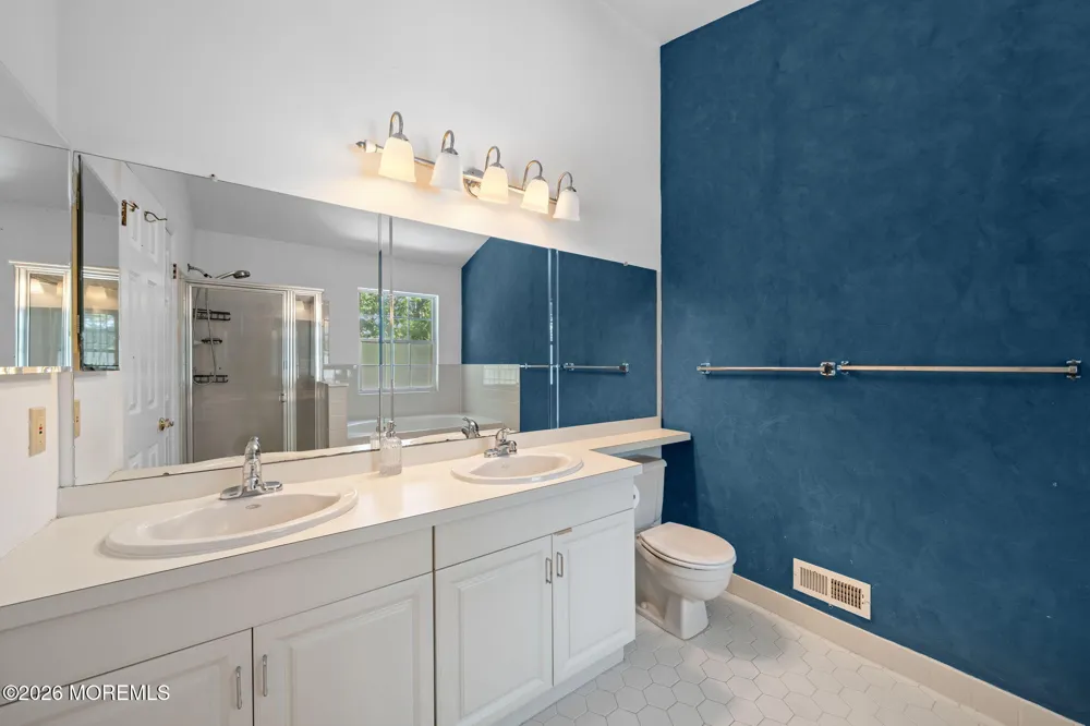 43 Sapphire Lane #418 Franklin, NJ 08823