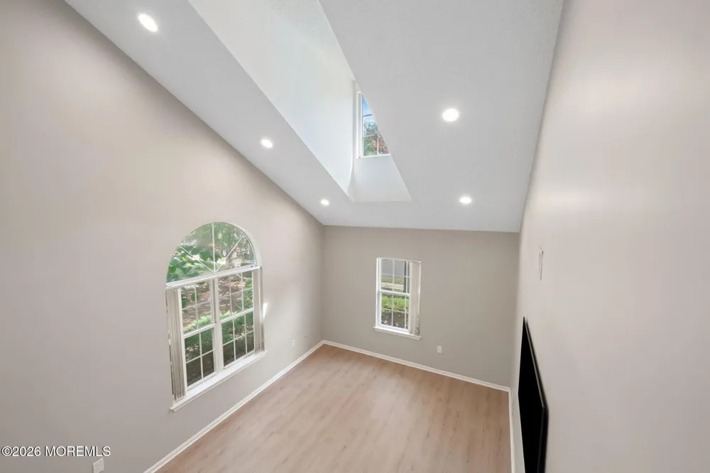 43 Sapphire Lane #418 Franklin, NJ 08823