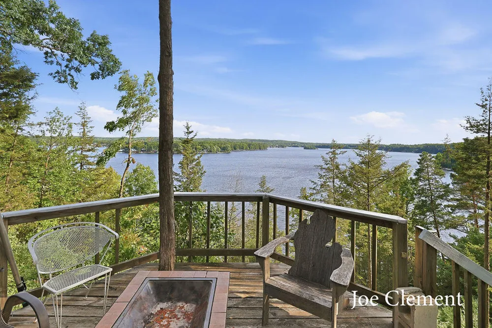 5708 E 52nd Street Croton Township, MI 49337