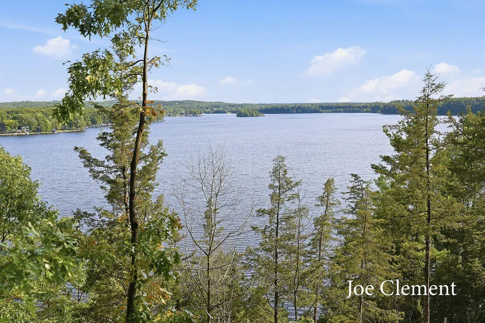 5708 E 52nd Street Croton Township, MI 49337