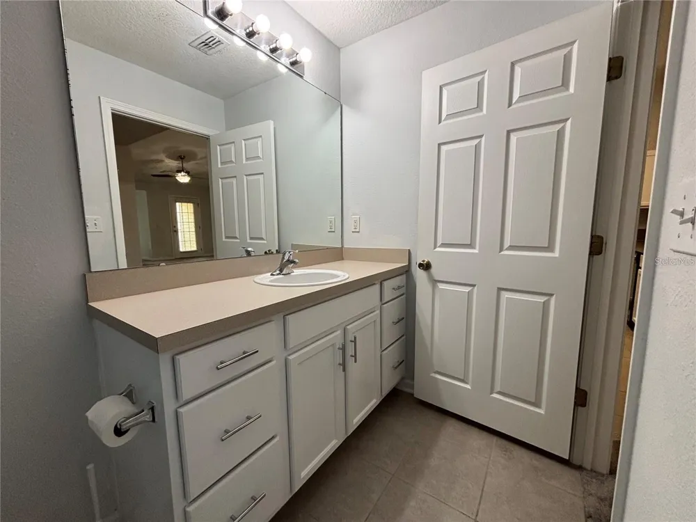 575 OAKLEAF PLANTATION PARKWAY #515 Orange Park, FL 32065