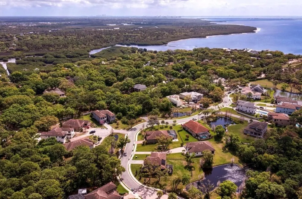 7849 MARSH POINTE DRIVE Tampa, FL 33635