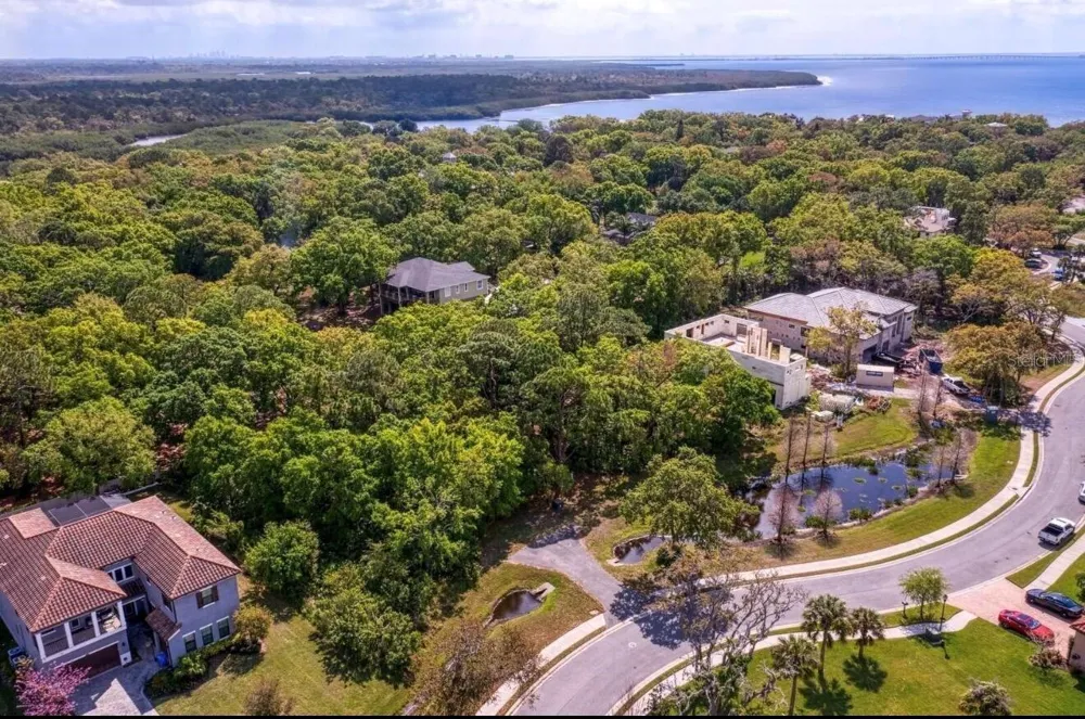 7849 MARSH POINTE DRIVE Tampa, FL 33635