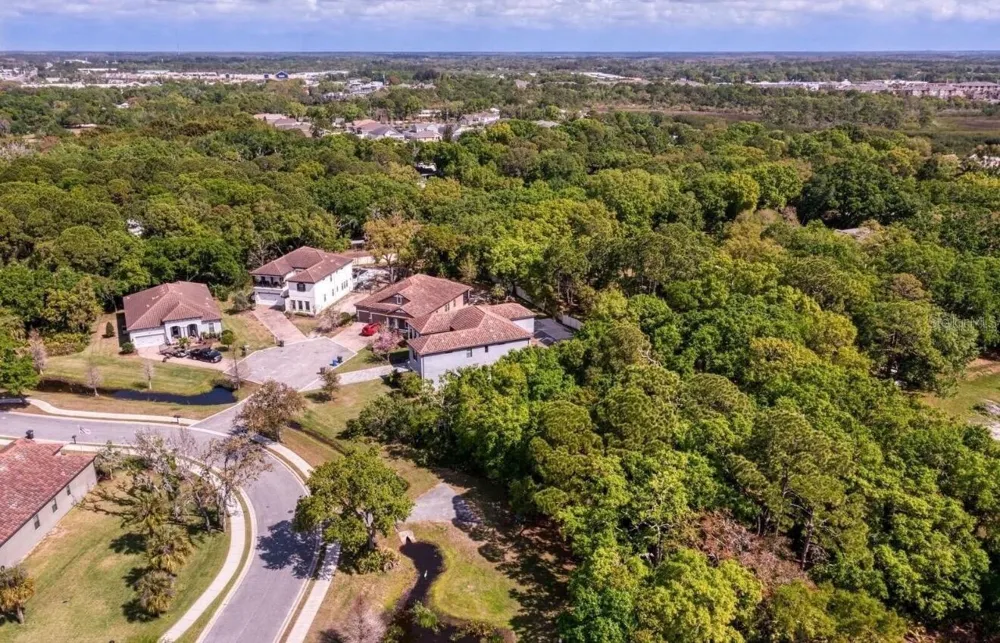 7849 MARSH POINTE DRIVE Tampa, FL 33635