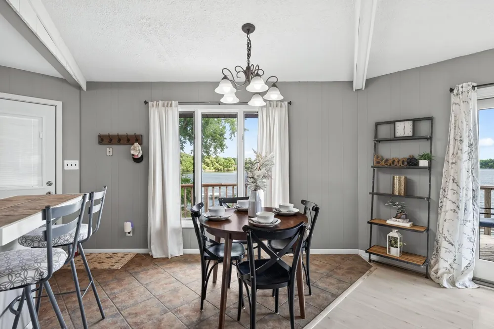 1794 Lawrence Circle NW Annandale, MN 55302