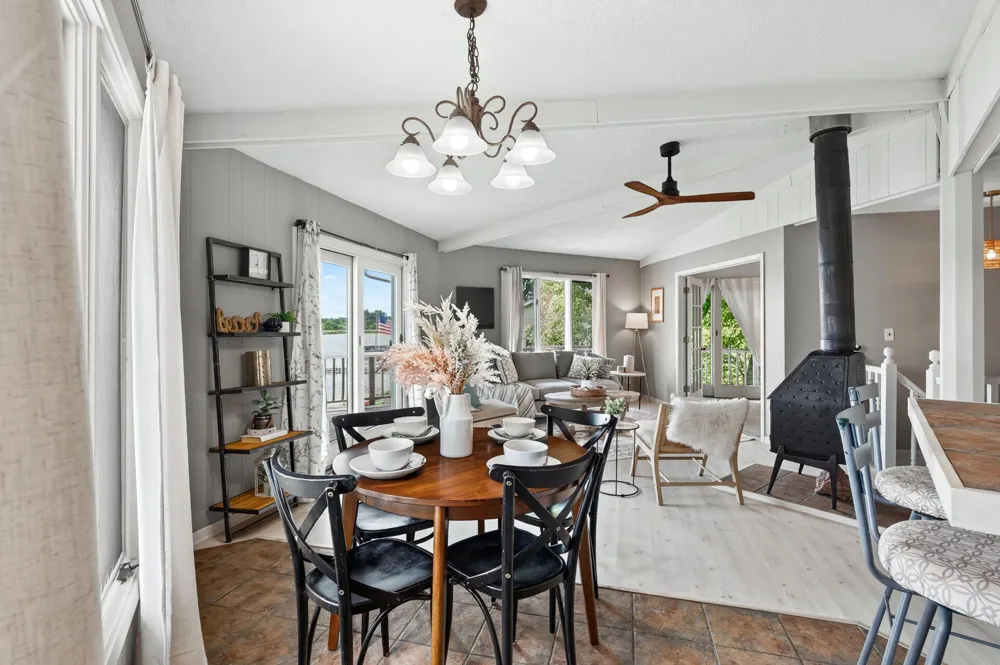 1794 Lawrence Circle NW Annandale, MN 55302