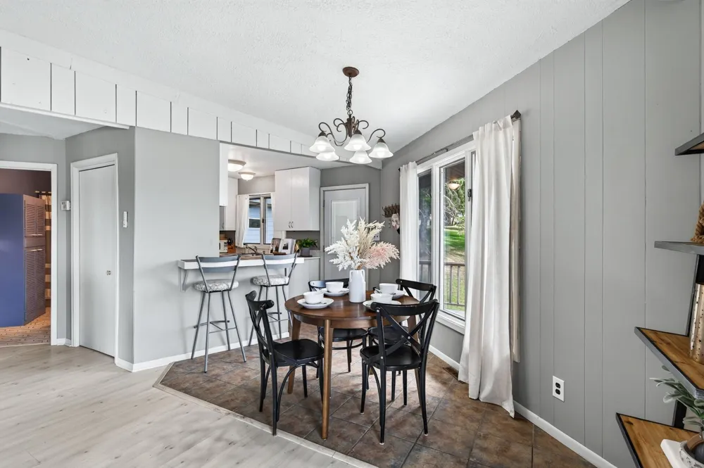 1794 Lawrence Circle NW Annandale, MN 55302