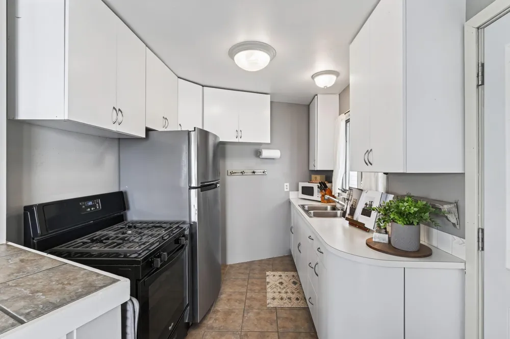 1794 Lawrence Circle NW Annandale, MN 55302