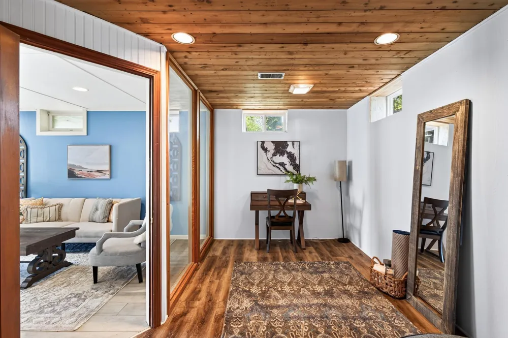 1794 Lawrence Circle NW Annandale, MN 55302