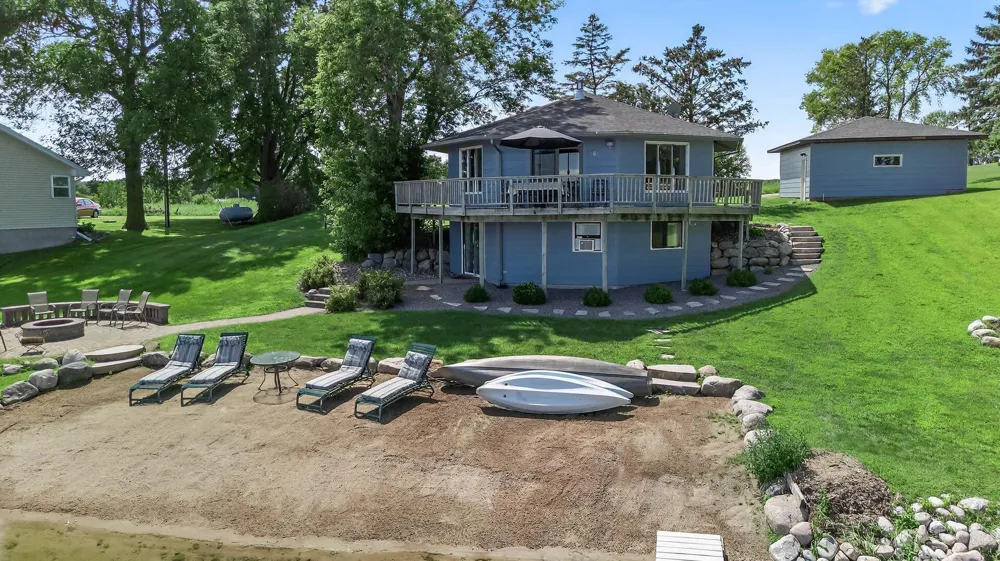 1794 Lawrence Circle NW Annandale, MN 55302