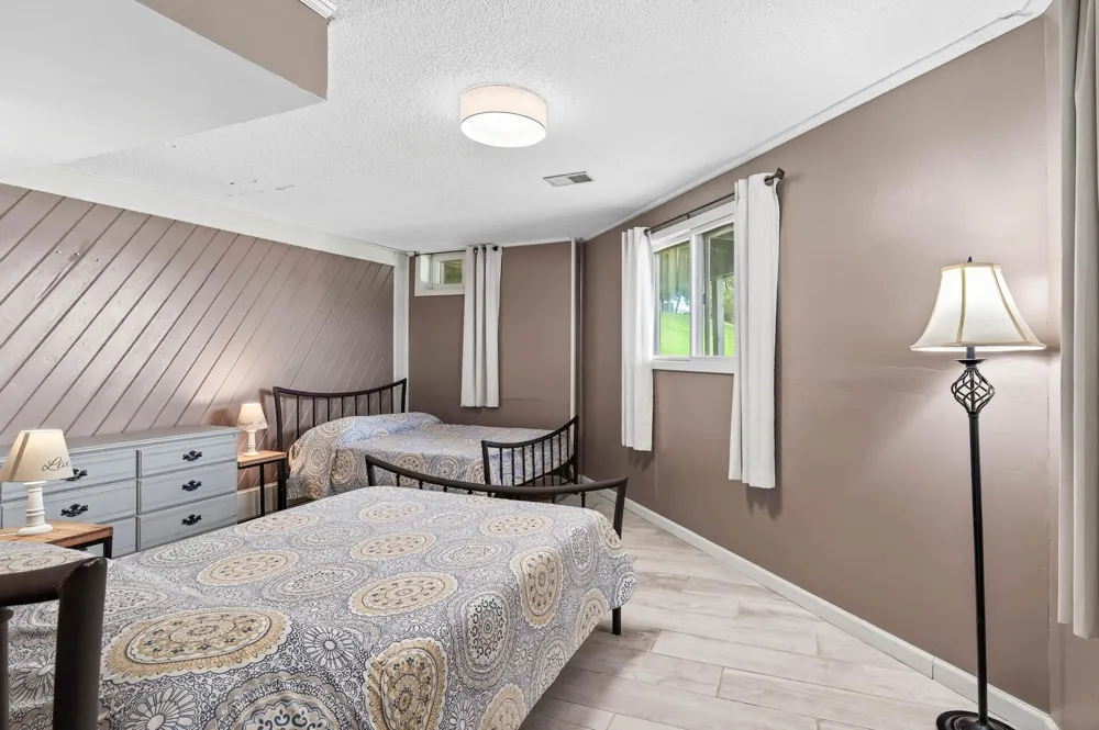 1794 Lawrence Circle NW Annandale, MN 55302