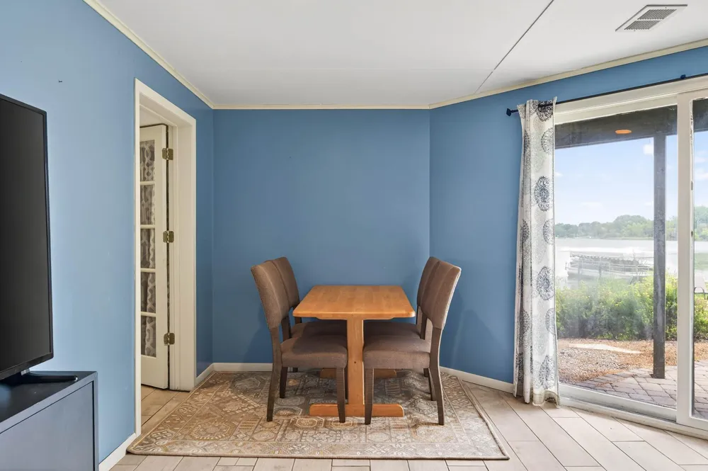 1794 Lawrence Circle NW Annandale, MN 55302