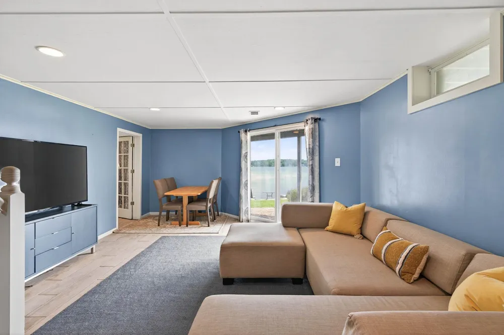 1794 Lawrence Circle NW Annandale, MN 55302