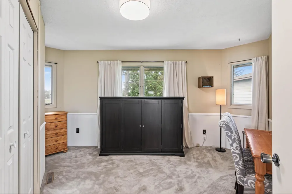 1794 Lawrence Circle NW Annandale, MN 55302