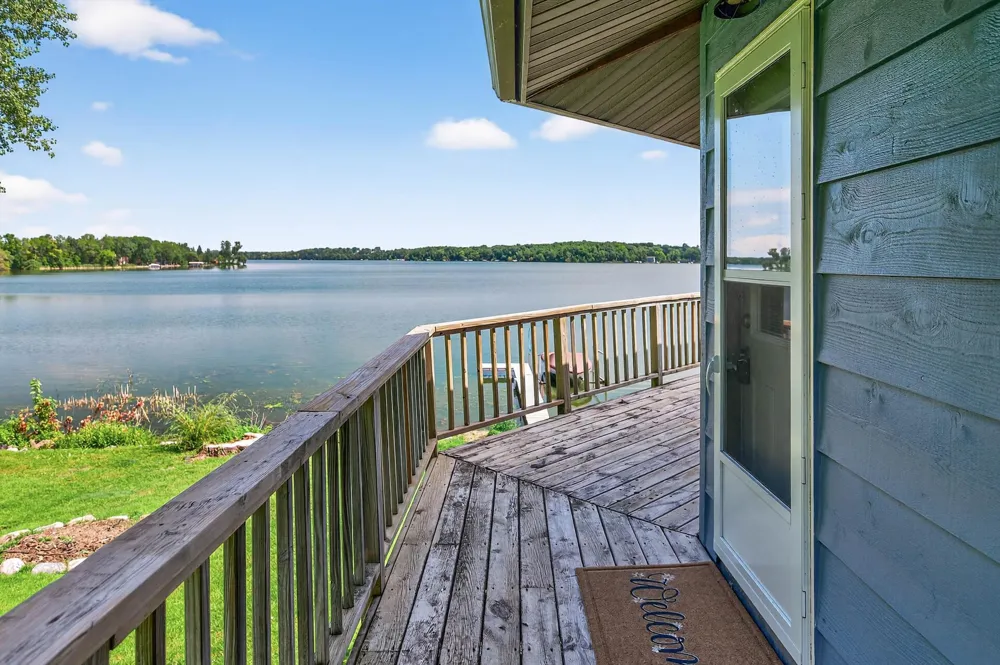 1794 Lawrence Circle NW Annandale, MN 55302