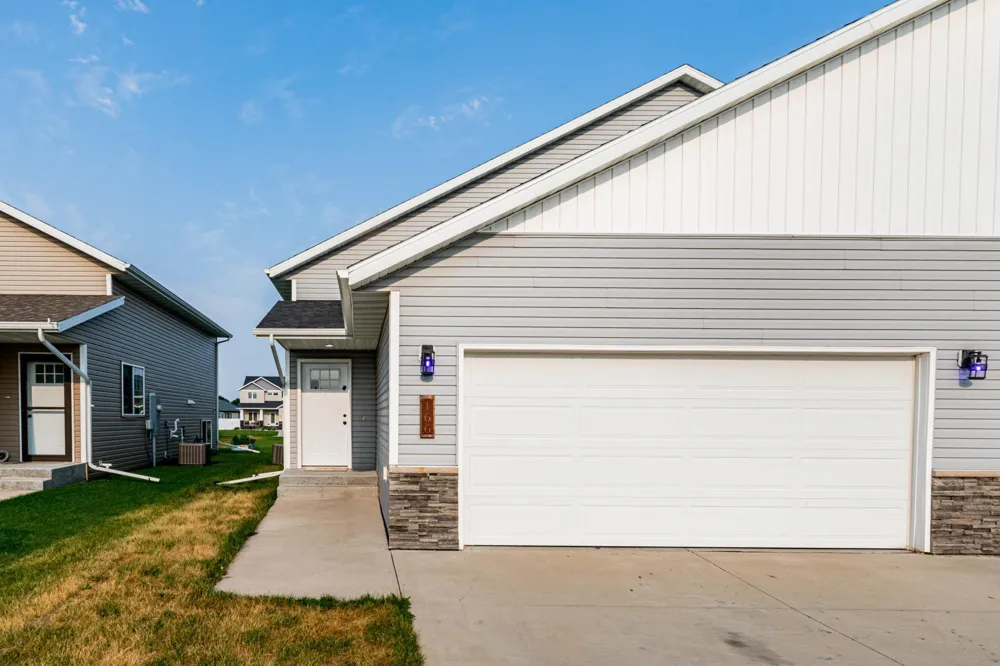 166 Pine Avenue Mapleton, ND 58059